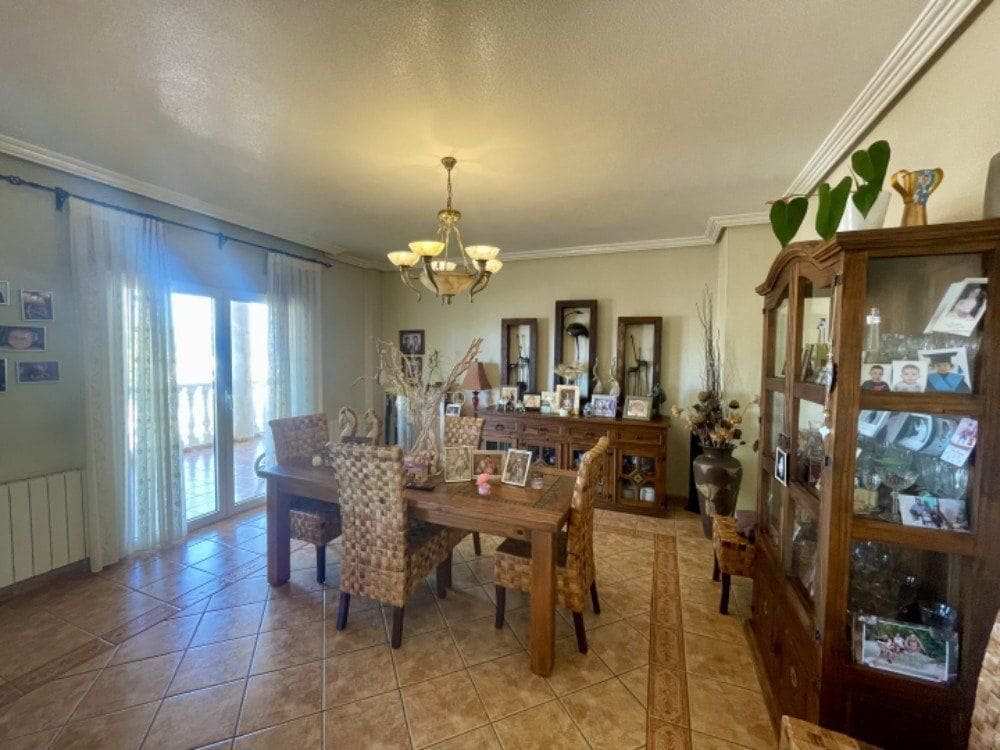 4 camera da letto Villa in vendita in Dona Pepa con garage - 699.900 € (Rif: 10003832)
