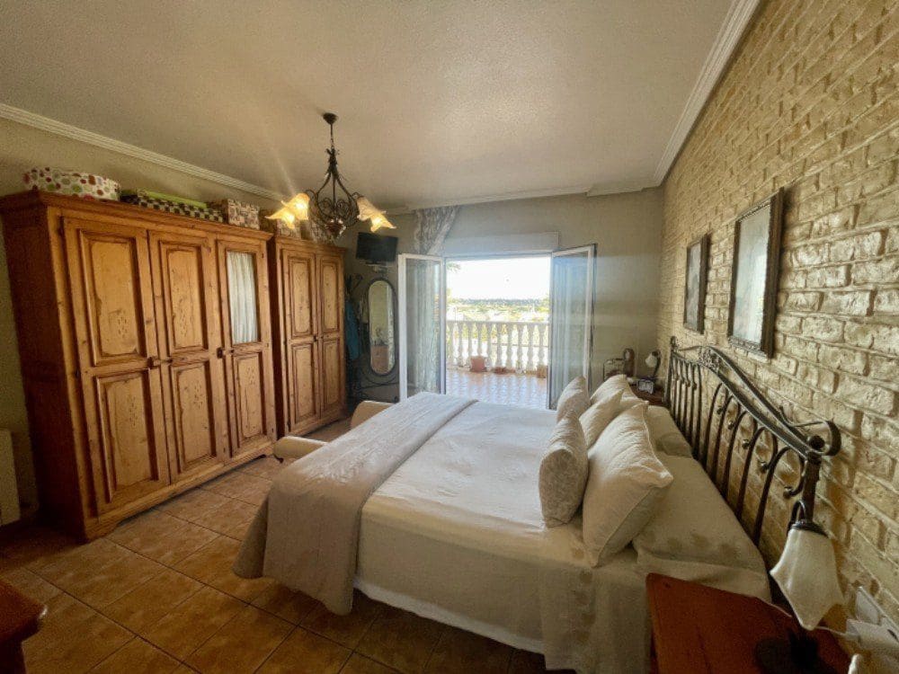 4 camera da letto Villa in vendita in Dona Pepa con garage - 699.900 € (Rif: 10003832)