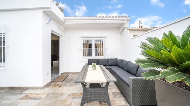 Bungalow de 3 habitaciones en Centro, Torrevieja en venta - 174.000 € (Ref: 10003834)