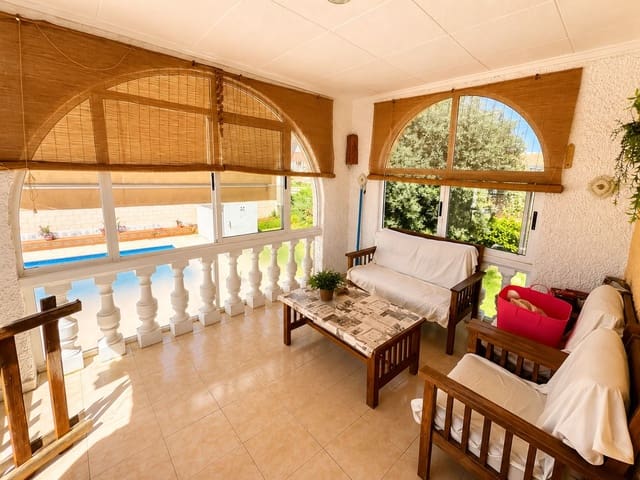 5 bedroom Villa for sale in El Chaparral - La Siesta - La Torreta, Torrevieja with pool garage - € 399,000 (Ref: 10003835)