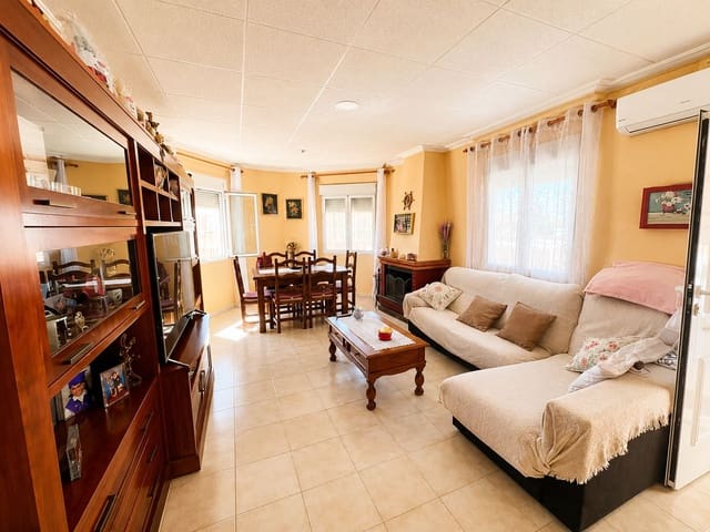 5 bedroom Villa for sale in El Chaparral - La Siesta - La Torreta, Torrevieja with pool garage - € 399,000 (Ref: 10003835)