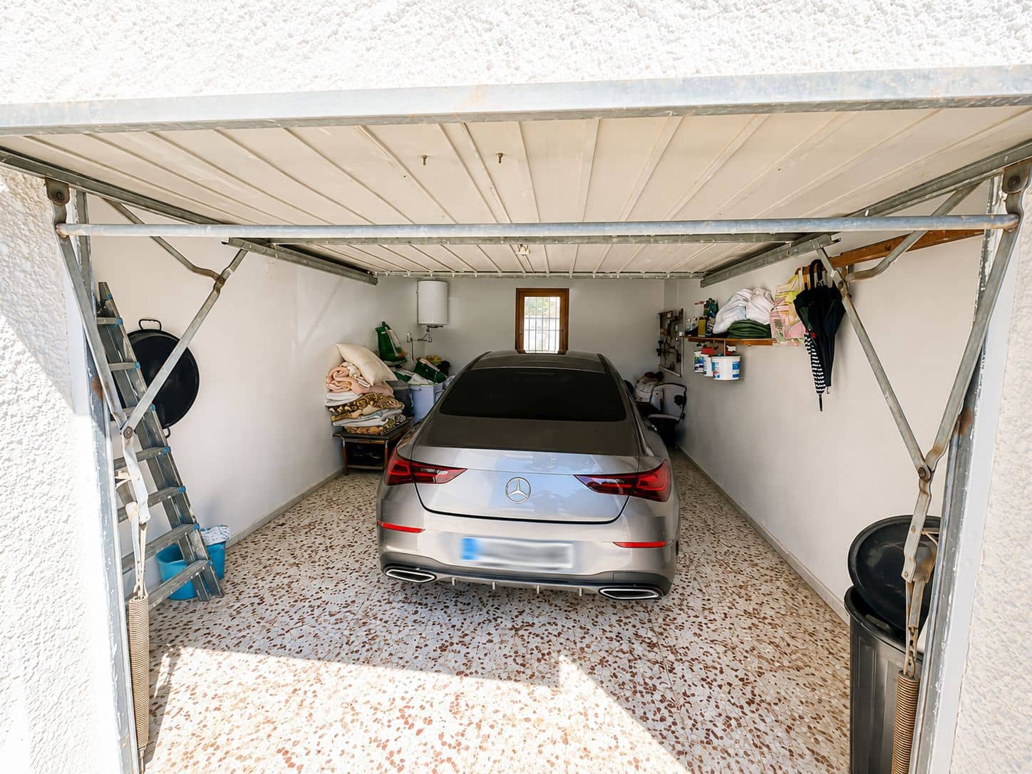 5 bedroom Villa for sale in Torrevieja with pool garage - € 399,000 (Ref: 10003835)