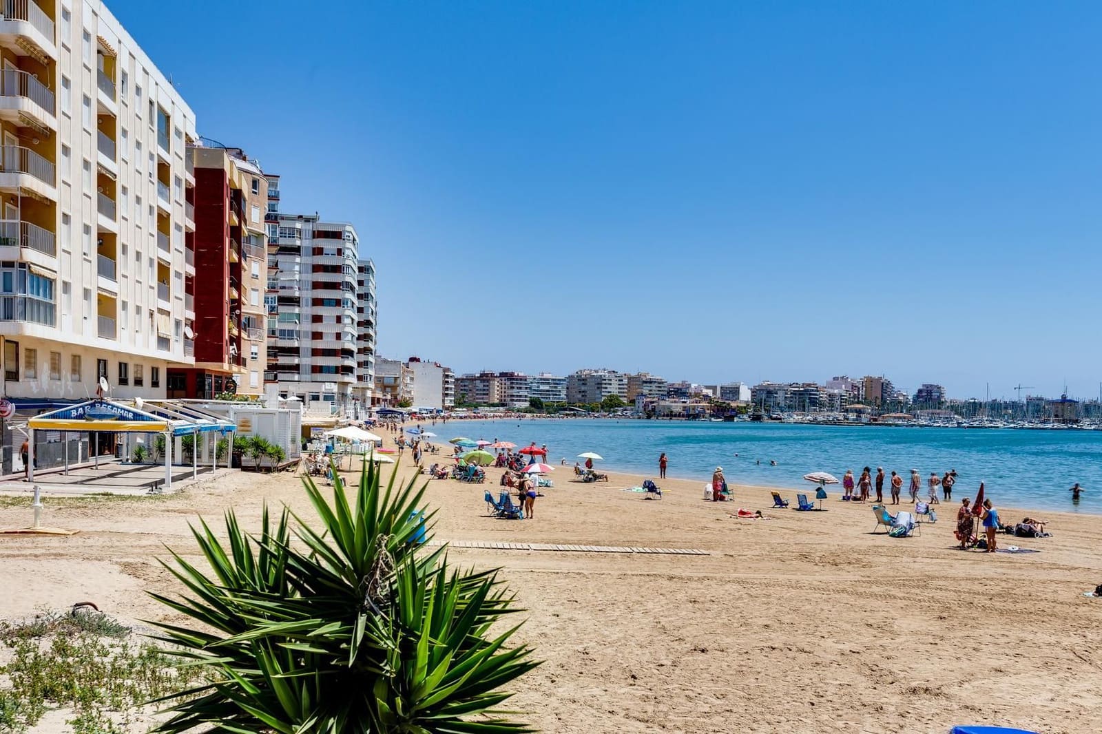 3 soveværelse Lejlighed til salg i Torrevieja med swimmingpool - € 256.000 (Ref: 10003836)
