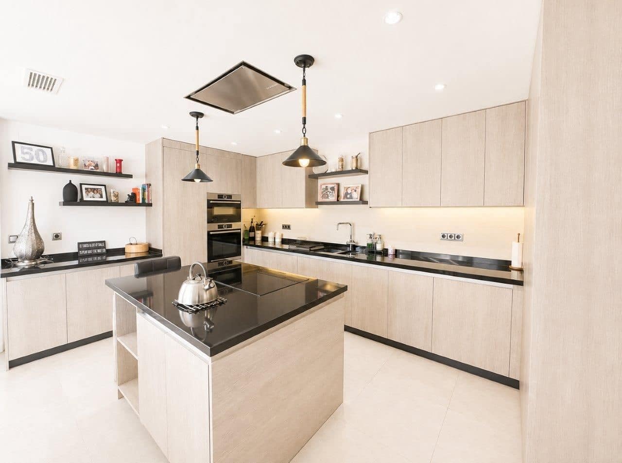 5 makuuhuone Huvila myytävänä paikassa Mar Menor Golf Resort - 1 025 000 € (Ref: 10003843)