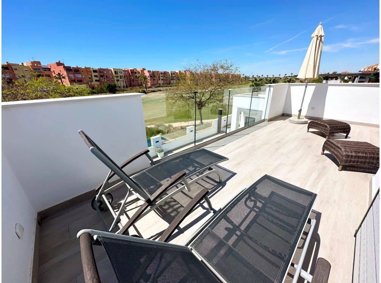 5 makuuhuone Huvila myytävänä paikassa Mar Menor Golf Resort - 1 025 000 € (Ref: 10003843)