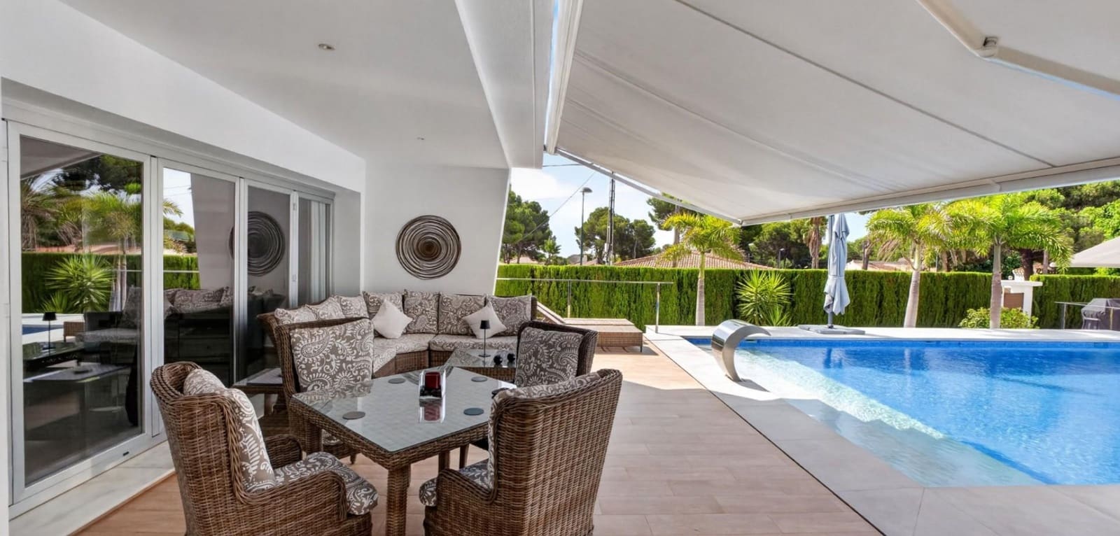 4 Zimmer Villa zu verkaufen in Pinar de Campoverde mit Pool Garage - 1.475.000 € (Ref: 10003845)