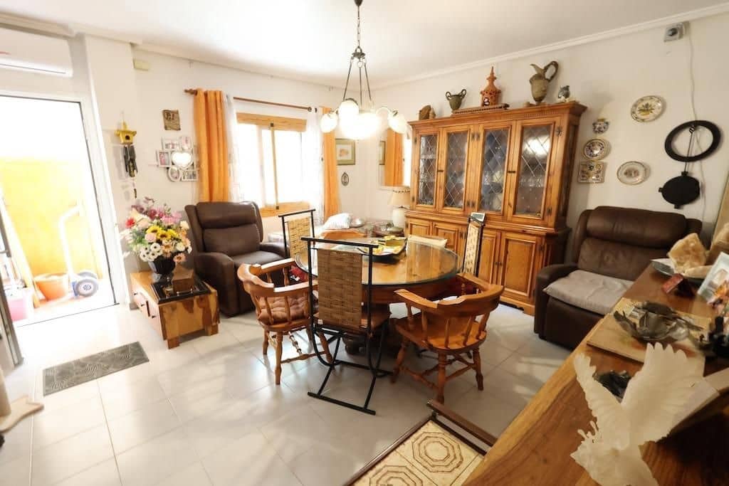 2 soverom Bungalow til salgs i Torrevieja - € 170 000 (Ref: 10003852)