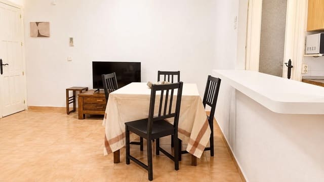 2 bedroom Apartment for sale in Torrevieja - € 145,000 (Ref: 10003855)