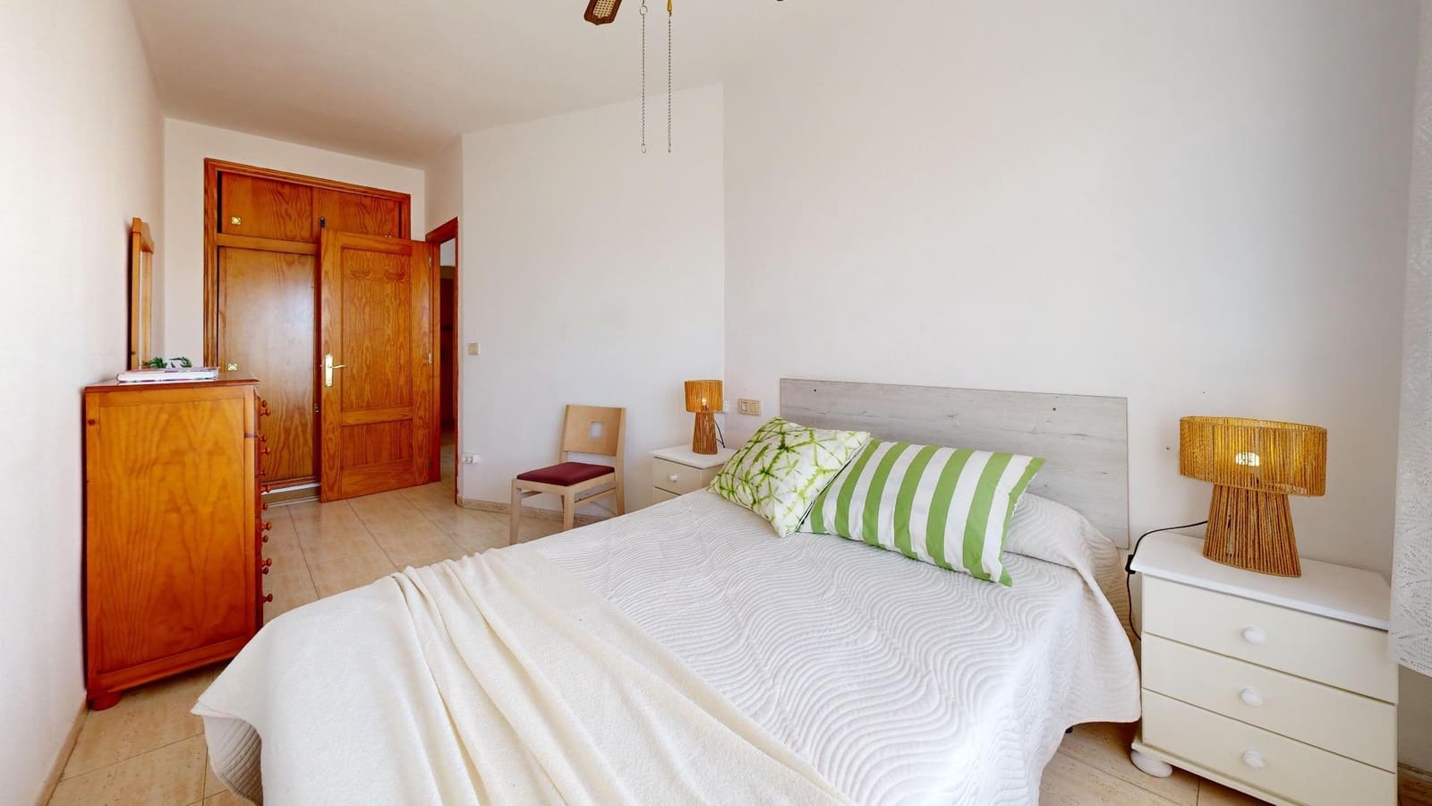 1 Zimmer Apartment zu verkaufen in Torrevieja mit Pool - 113.900 € (Ref: 10003860)