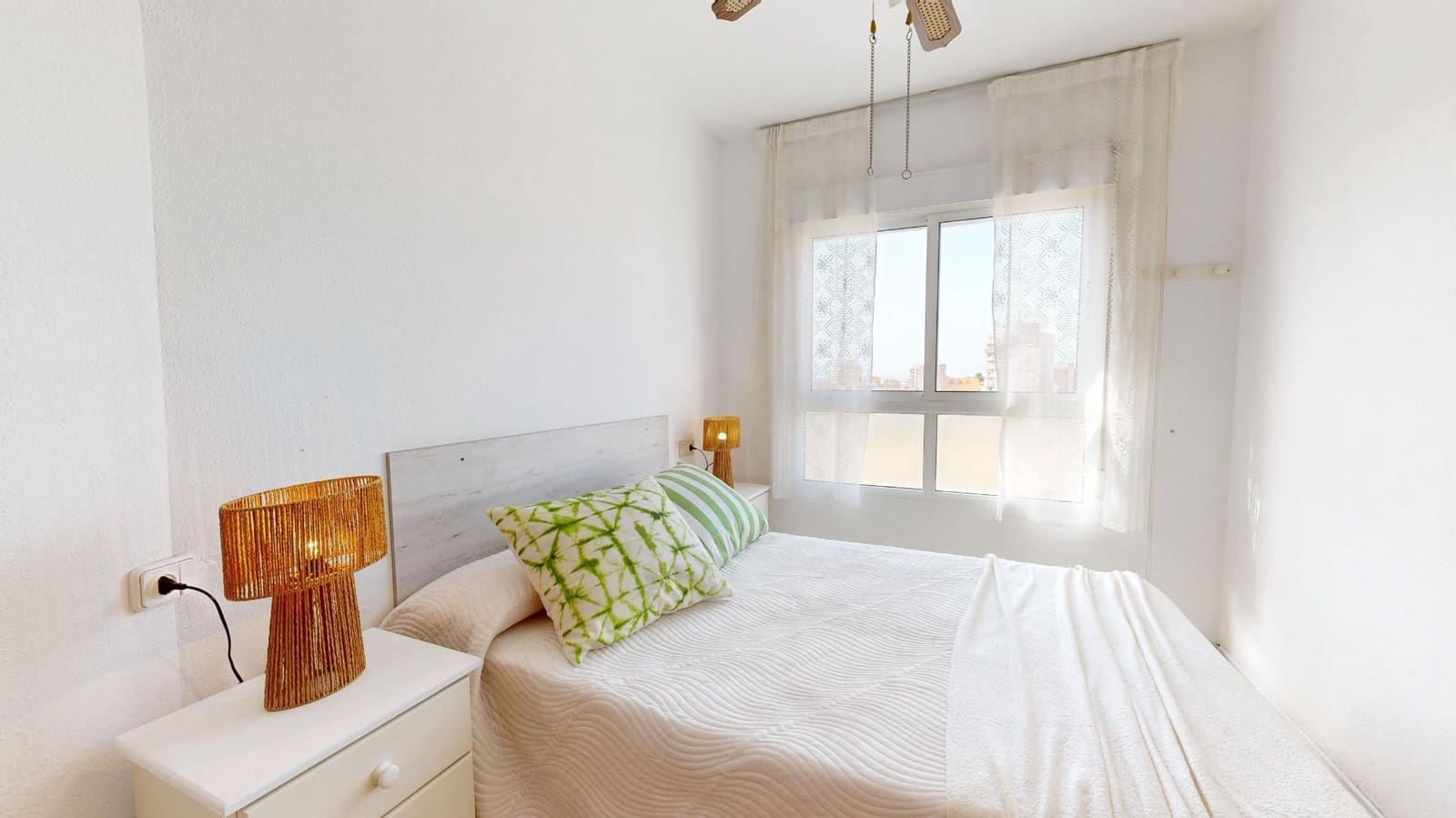 1 Zimmer Apartment zu verkaufen in Torrevieja mit Pool - 113.900 € (Ref: 10003860)