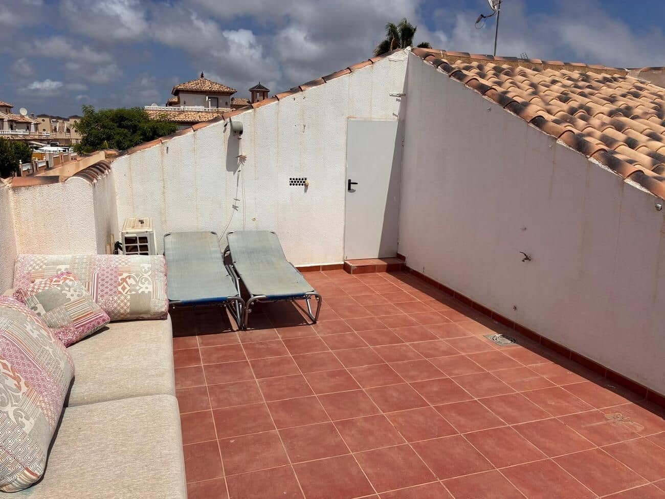 2 soverom Rekkehus til salgs i Orihuela Costa med svømmebasseng - € 249 995 (Ref: 10005769)