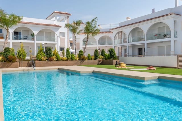 2 bedroom Penthouse for sale in Rojales with pool - € 329,900 (Ref: 10005770)