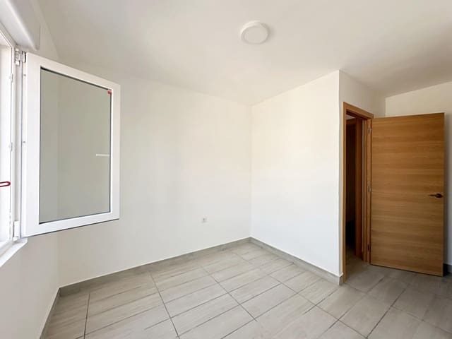 2 quarto Apartamento para venda em Torrevieja - 149 900 € (Ref: 10005776)