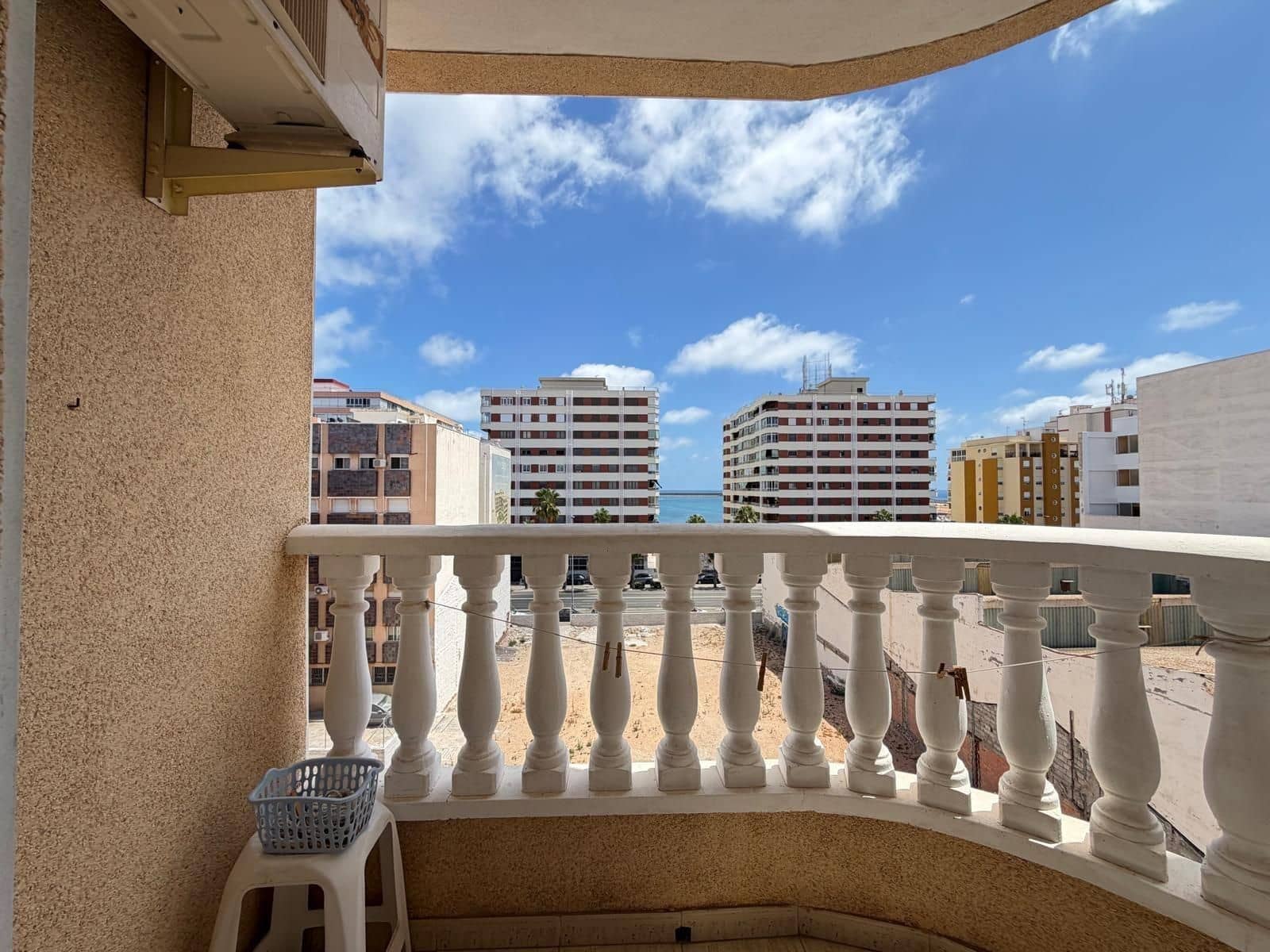 2 sovrum Lägenhet till salu i Torrevieja - 133 000 € (Ref: 10006387)