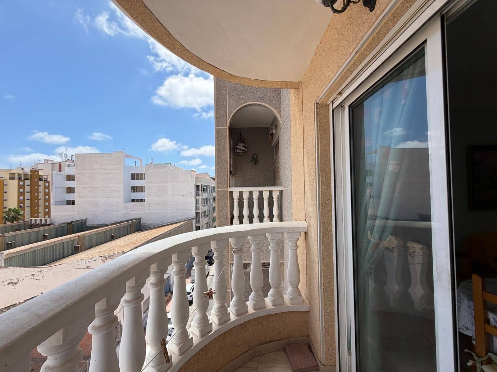 2 sovrum Lägenhet till salu i Torrevieja - 133 000 € (Ref: 10006387)