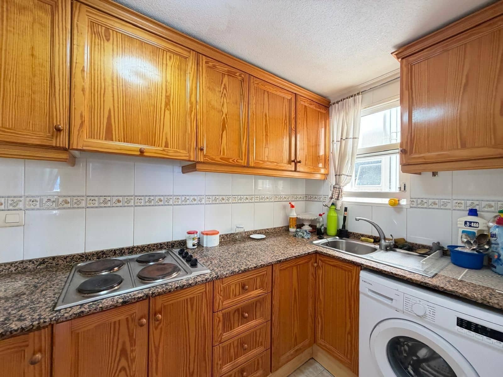 2 sovrum Lägenhet till salu i Torrevieja - 133 000 € (Ref: 10006387)