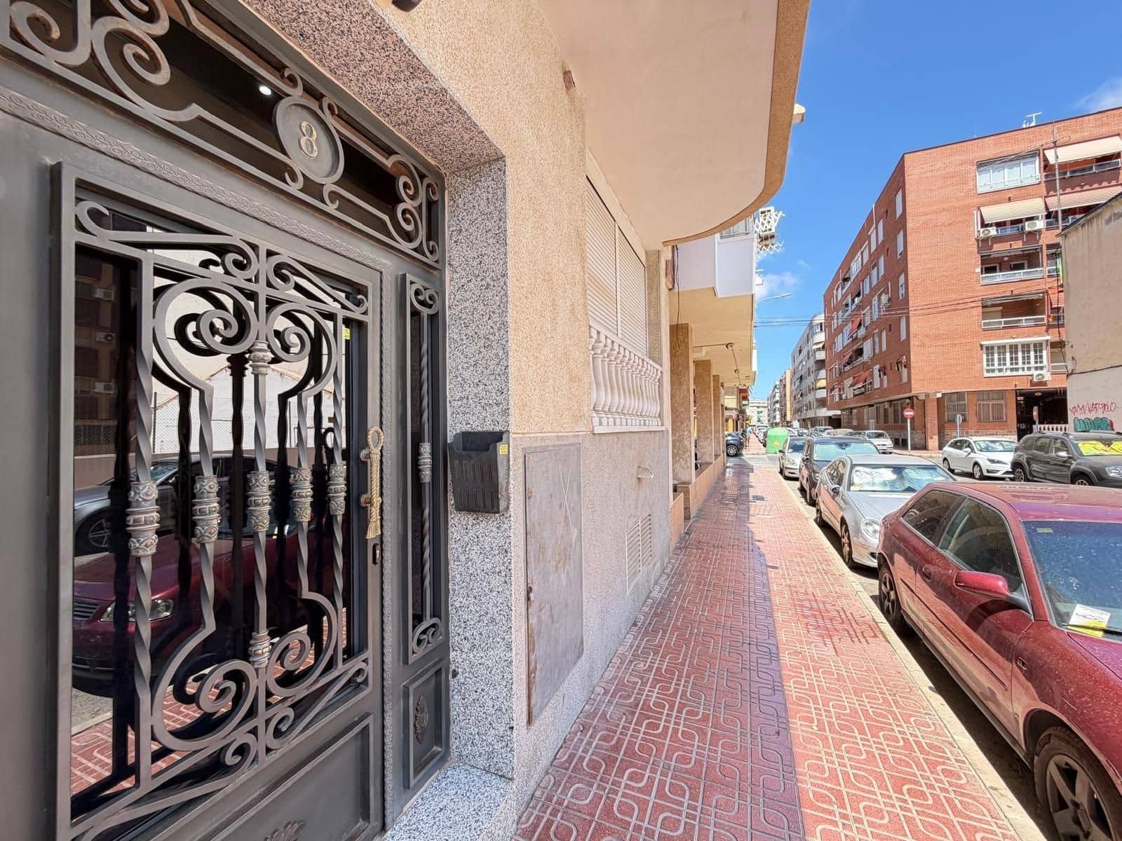 2 sovrum Lägenhet till salu i Torrevieja - 133 000 € (Ref: 10006387)
