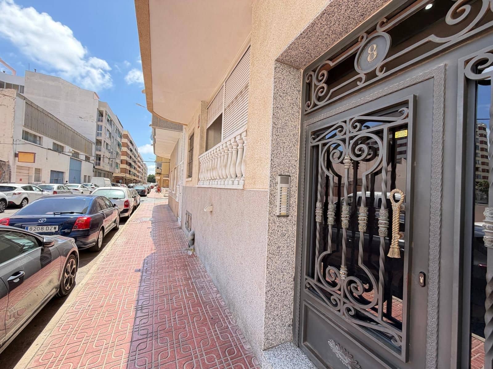 2 sovrum Lägenhet till salu i Torrevieja - 133 000 € (Ref: 10006387)