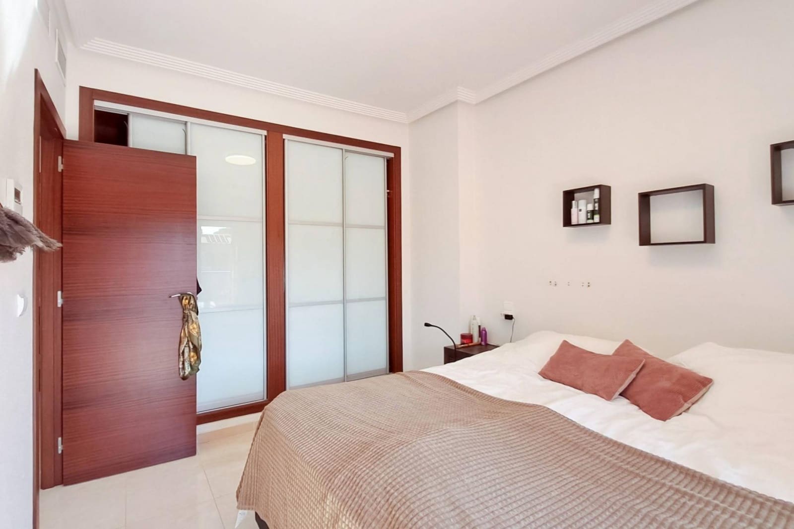 2 sovrum Lägenhet till salu i Orihuela Costa med pool - 239 000 € (Ref: 10006390)