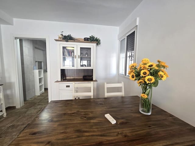3 slaapkamer Huis te koop in La Siesta, Torrevieja met zwembad - € 290.000 (Ref: 10006395)