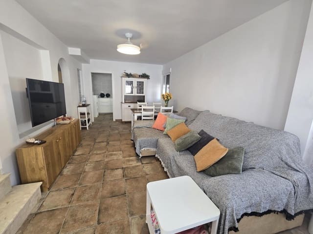 3 slaapkamer Huis te koop in La Siesta, Torrevieja met zwembad - € 290.000 (Ref: 10006395)