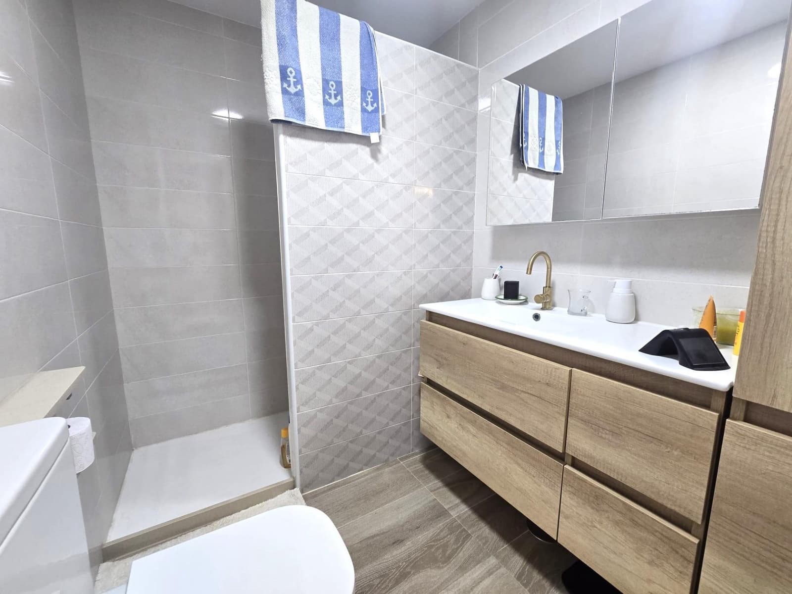 3 slaapkamer Huis te koop in La Siesta met zwembad - € 290.000 (Ref: 10006395)
