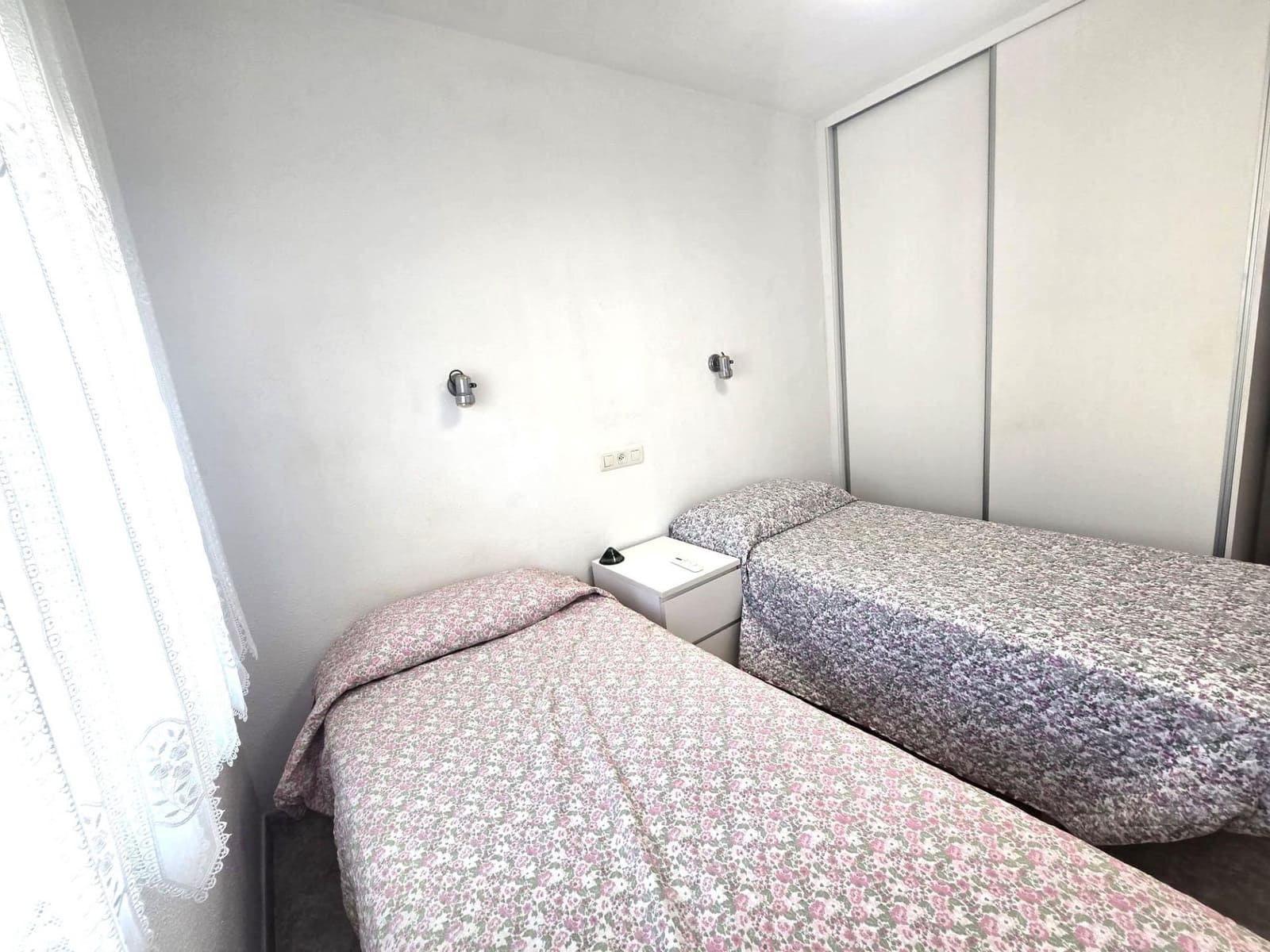 3 slaapkamer Huis te koop in La Siesta met zwembad - € 290.000 (Ref: 10006395)