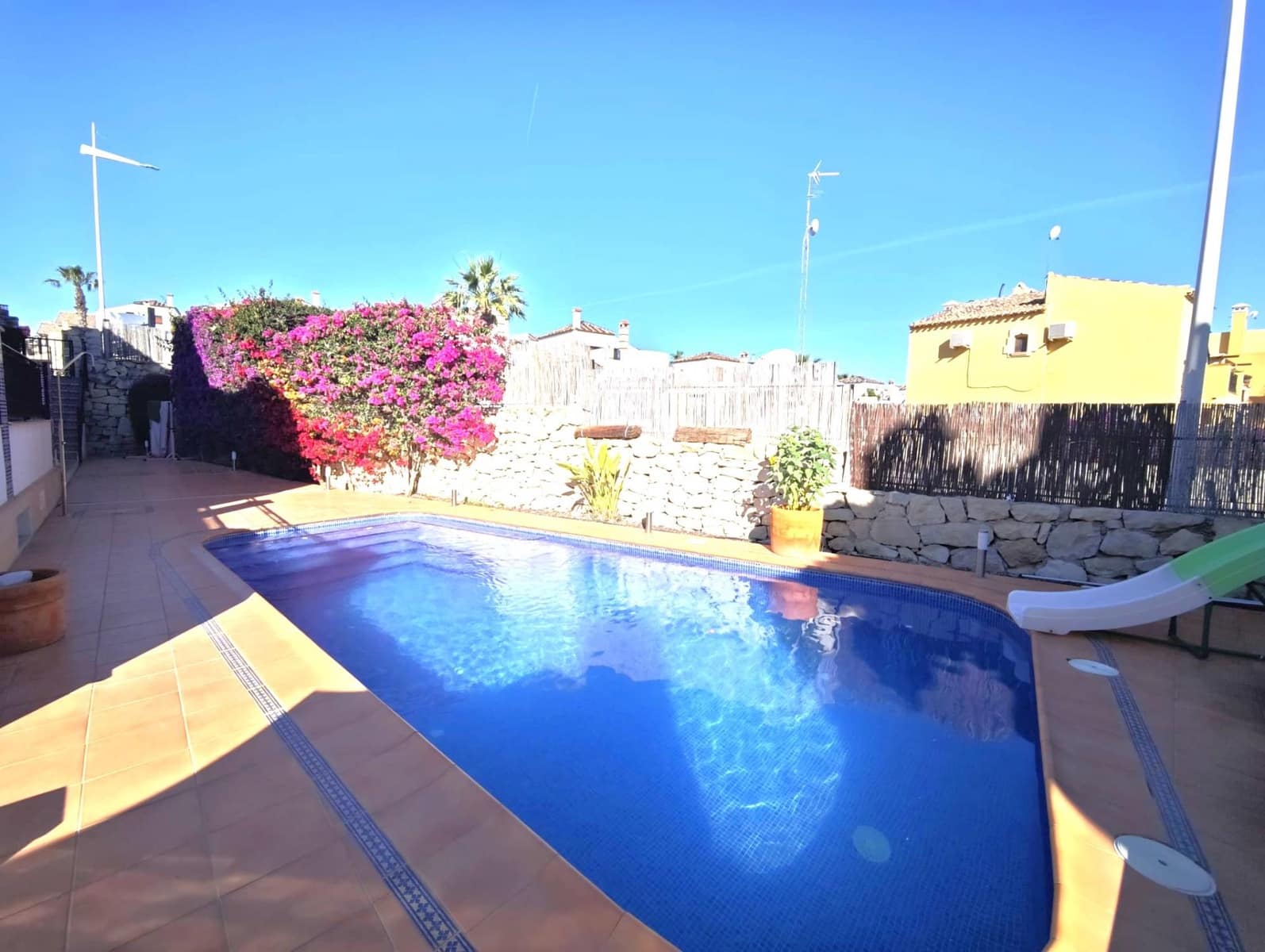 4 bedroom Villa for sale in Algorfa - € 449,995 (Ref: 10007245)