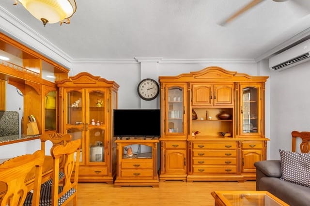 2 makuuhuone Asunto myytävänä paikassa Torrevieja - 169 900 € (Ref: 10007246)