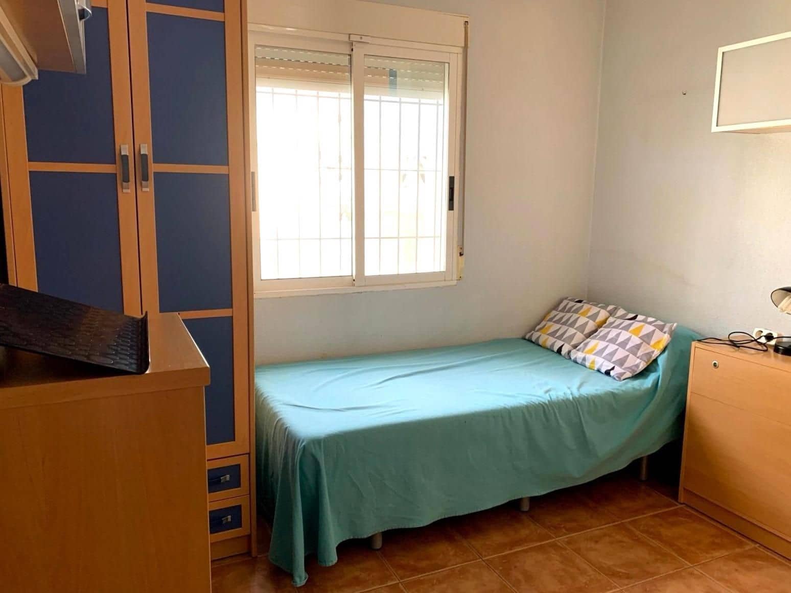 5 quarto Moradia em Banda para venda em Torrevieja com piscina - 345 000 € (Ref: 10007249)