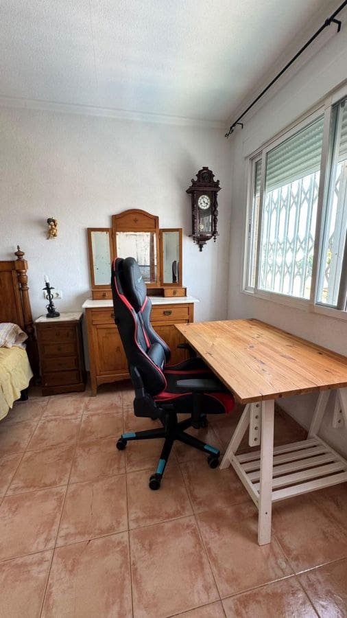 5 soverom Kjedet enebolig til salgs i Torrevieja med svømmebasseng garasje - € 332 900 (Ref: 10007249)