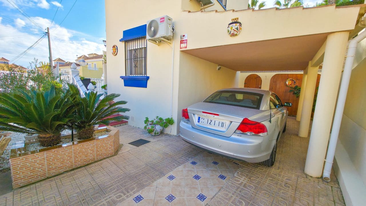 3 Zimmer Villa zu verkaufen in Filipinas - 269.995 € (Ref: 10011590)