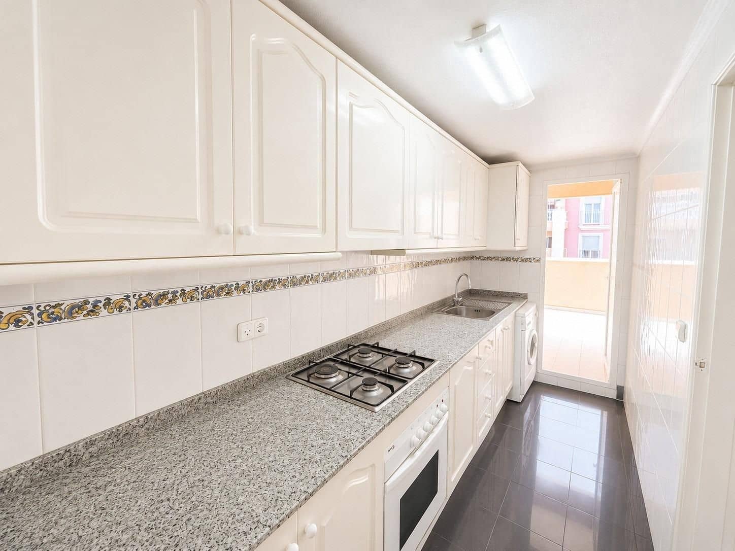 2 soveværelse Penthouse til salg i Torrevieja med garage - € 180.000 (Ref: 10011592)