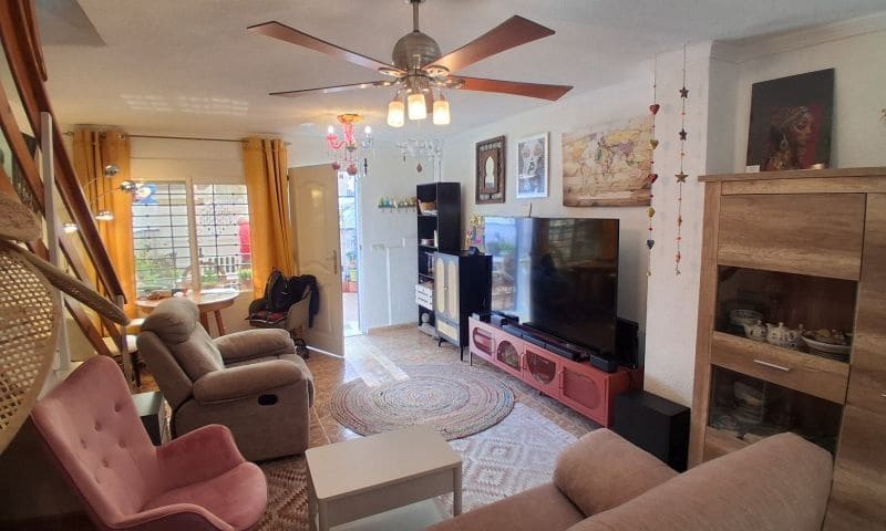 Apartamento de 2 habitaciones en Torrevieja en venta - 199.000 € (Ref: 10013462)