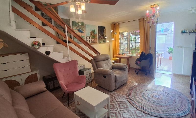 Apartamento de 2 habitaciones en Torrevieja en venta - 199.000 € (Ref: 10013462)