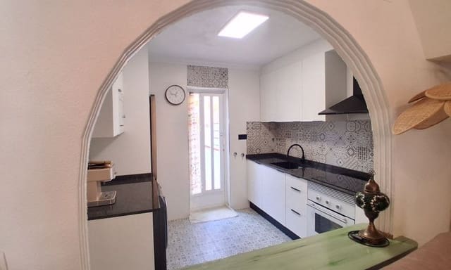 Apartamento de 2 habitaciones en Centro, Torrevieja en venta - 199.000 € (Ref: 10013462)