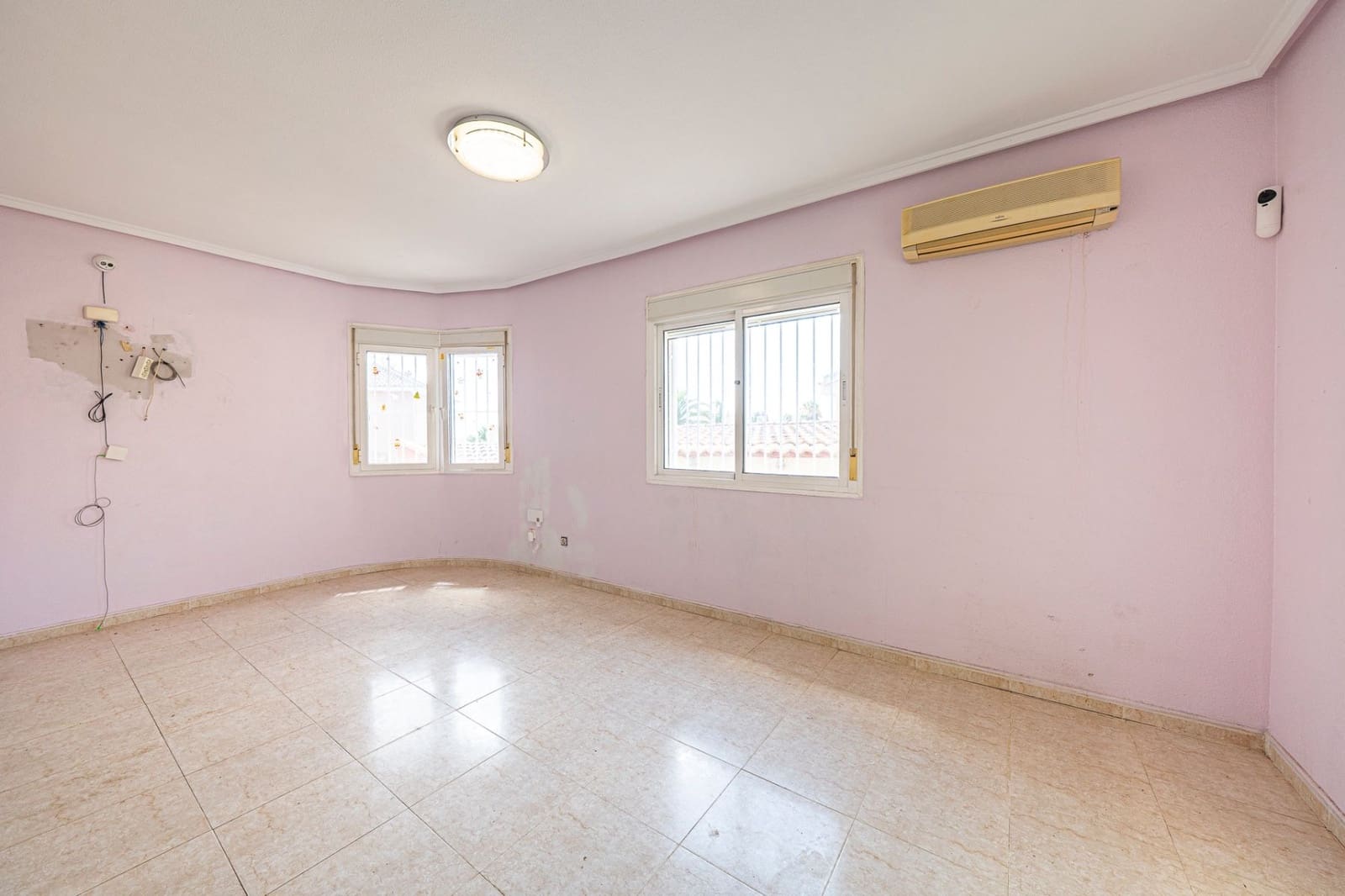 3 Zimmer Villa zu verkaufen in Dona Pepa - 399.000 € (Ref: 10013469)