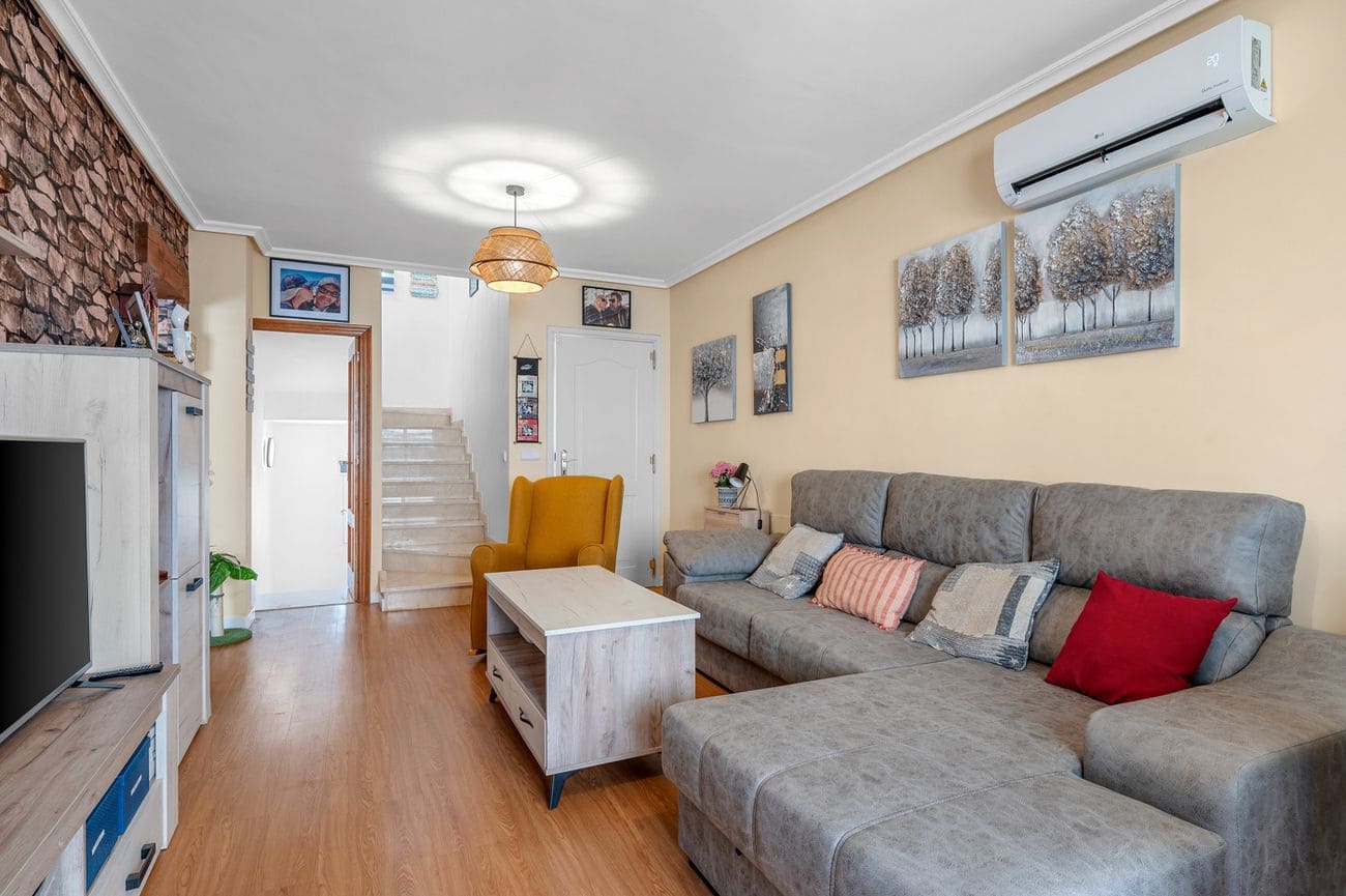 3 soveværelse Rækkehus til salg i San Miguel de Salinas - € 219.900 (Ref: 10013470)