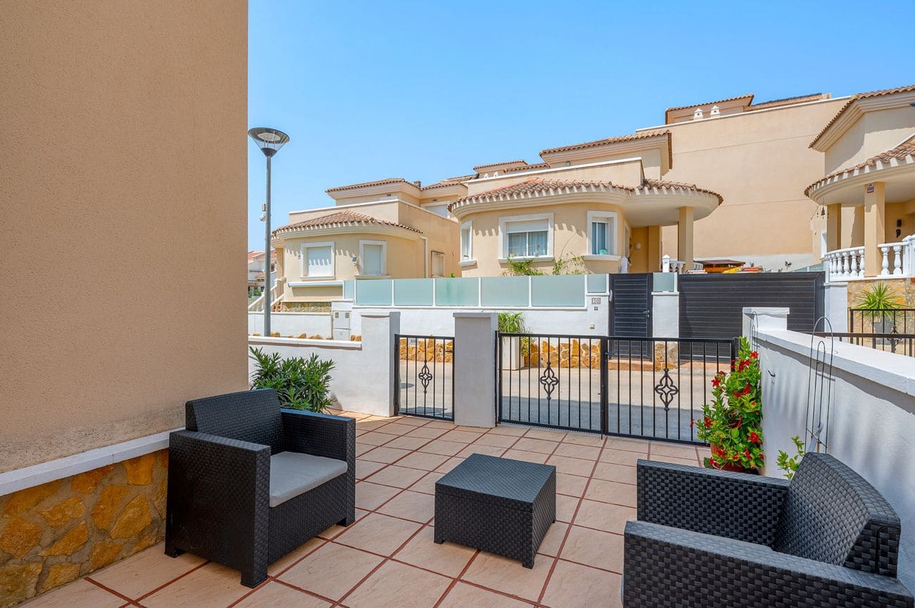 3 soveværelse Rækkehus til salg i San Miguel de Salinas - € 219.900 (Ref: 10013470)