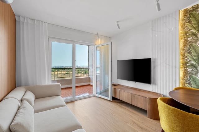 2 bedroom Apartment for sale in Punta Prima, Torrevieja with pool - € 225,000 (Ref: 10013473)