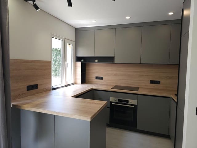 Bungalow de 3 habitaciones en Los Europeos, Torrevieja en venta - 334.900 € (Ref: 10013475)