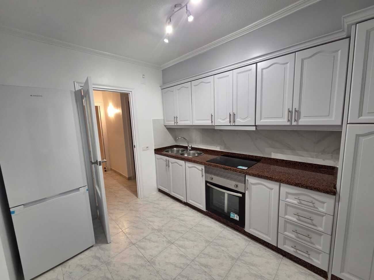 3 soveværelse Lejlighed til salg i Torrevieja - € 179.000 (Ref: 10015738)