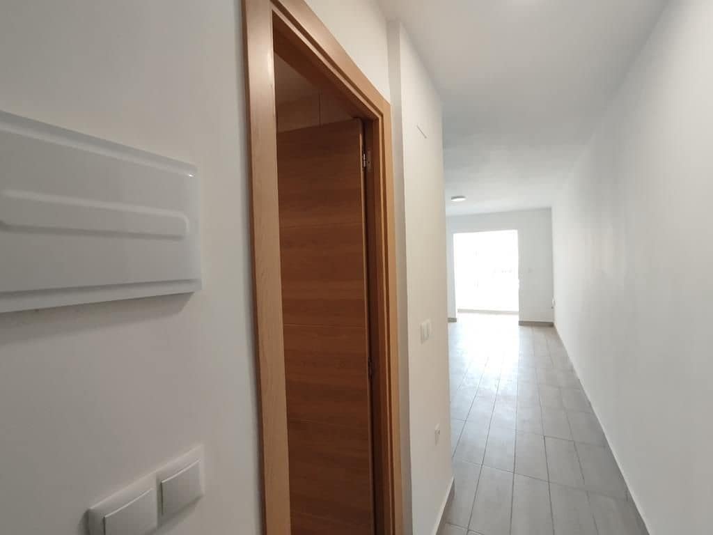 2 slaapkamer Appartement te koop in Torrevieja - € 150.000 (Ref: 10015739)