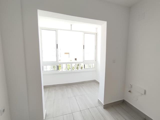 2 slaapkamer Appartement te koop in Centro, Torrevieja - € 150.000 (Ref: 10015739)