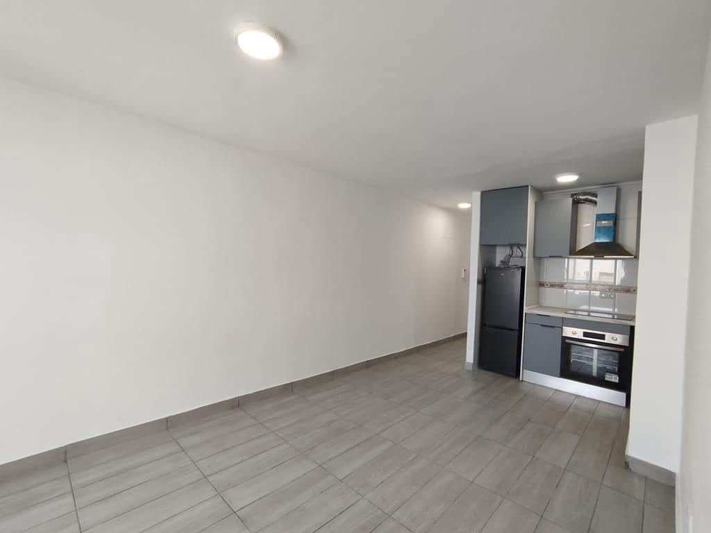 2 slaapkamer Appartement te koop in Torrevieja - € 150.000 (Ref: 10015739)