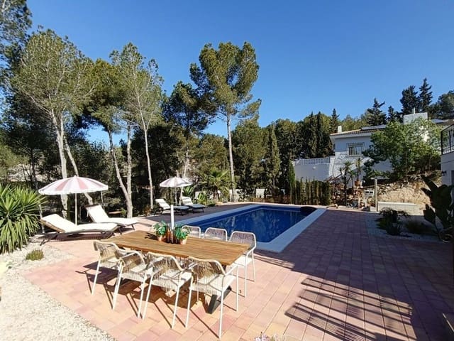 5 Zimmer Villa zu verkaufen in Pilar de la Horadada mit Pool - 785.000 € (Ref: 10018565)