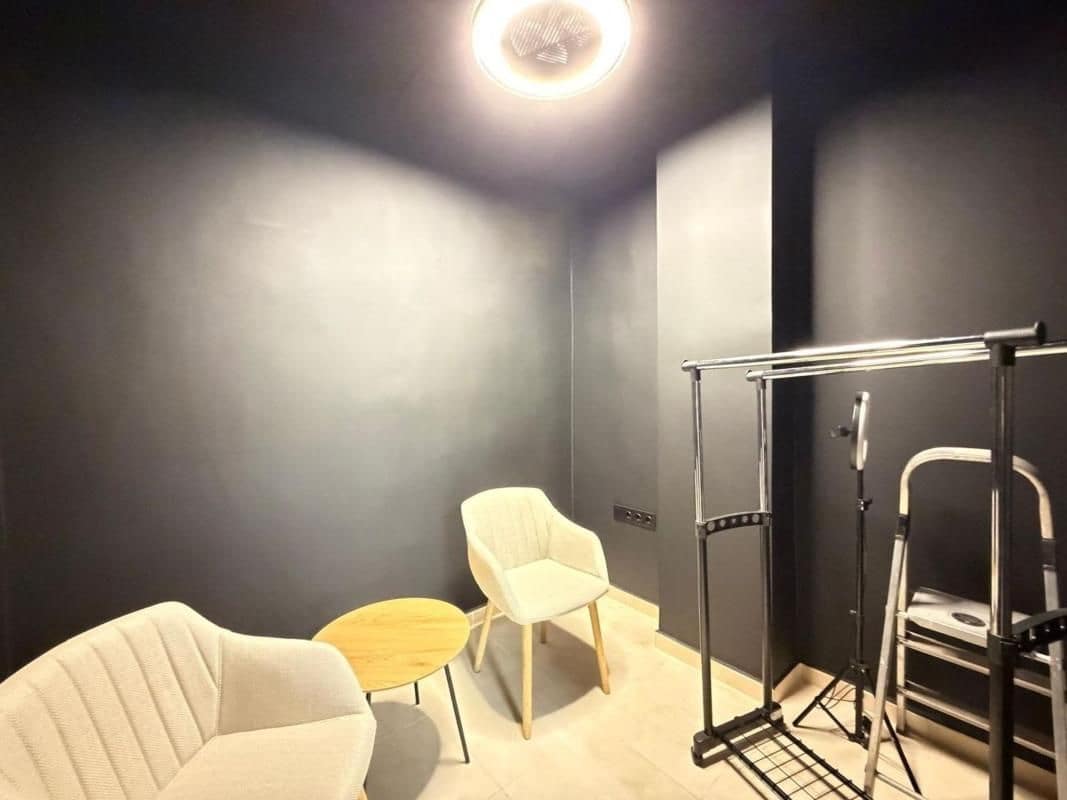 Commercial for sale in Torrevieja - € 169,900 (Ref: 10018574)