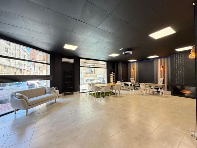 Commercial for sale in Torrevieja - € 169,900 (Ref: 10018574)