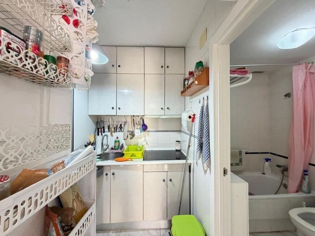 2 slaapkamer Rijtjeshuis te koop in Torrevieja met zwembad - € 139.900 (Ref: 10018576)