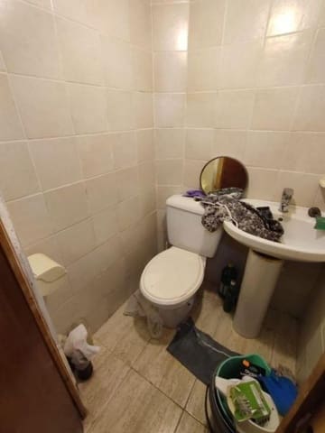 Commercial for sale in Torrevieja - € 59,950 (Ref: 10018577)